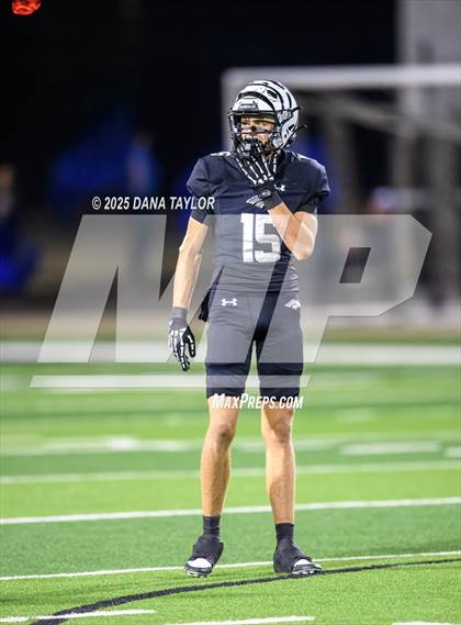 Thumbnail 1 in Peaster vs Grandview (Texas UIL 3A D1 Semifinal) photogallery.