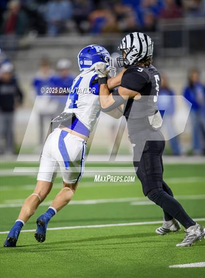 Thumbnail 3 in Peaster vs Grandview (Texas UIL 3A D1 Semifinal) photogallery.