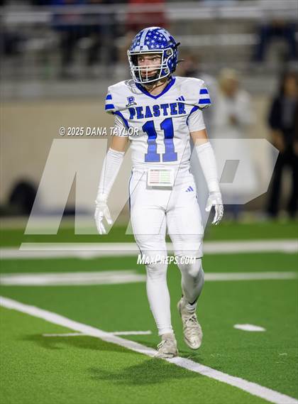 Thumbnail 3 in Peaster vs Grandview (Texas UIL 3A D1 Semifinal) photogallery.