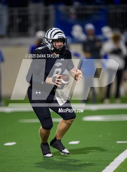 Thumbnail 3 in Peaster vs Grandview (Texas UIL 3A D1 Semifinal) photogallery.