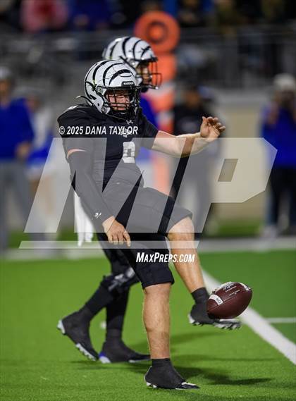 Thumbnail 1 in Peaster vs Grandview (Texas UIL 3A D1 Semifinal) photogallery.