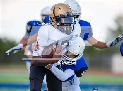 Thumbnail 3 in Abilene @ Frenship Gold photogallery.