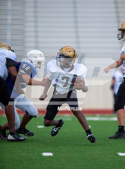 Thumbnail 1 in Abilene @ Frenship Gold photogallery.