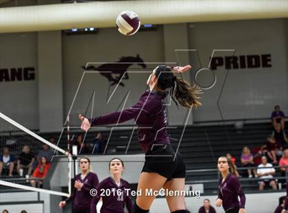 Thumbnail 1 in Harmony Grove @ Perryville photogallery.