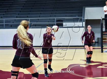Thumbnail 2 in Harmony Grove @ Perryville photogallery.