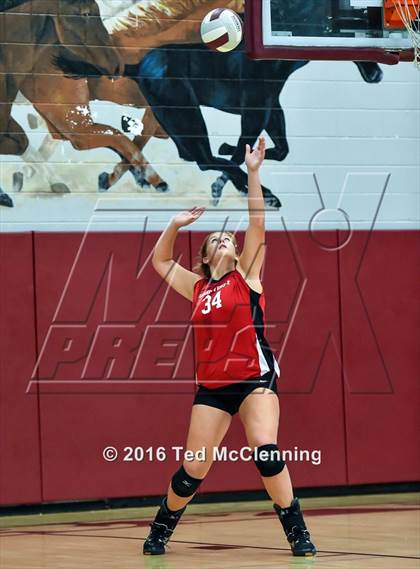 Thumbnail 1 in Harmony Grove @ Perryville photogallery.
