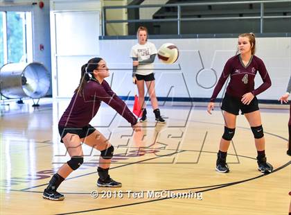 Thumbnail 2 in Harmony Grove @ Perryville photogallery.