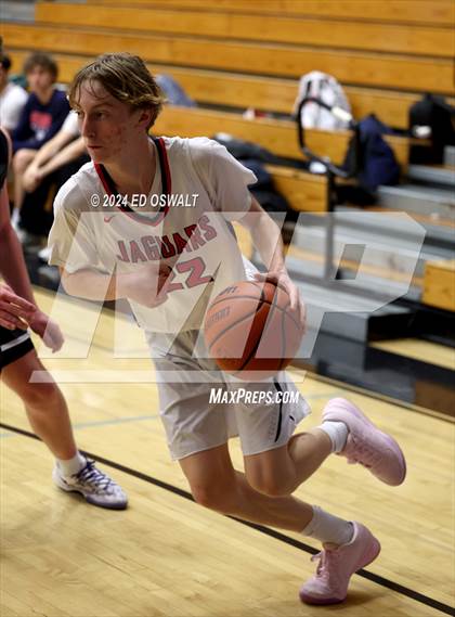 Thumbnail 1 in Piedmont vs. International (Huber Classic) photogallery.