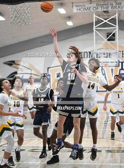 Thumbnail 3 in Vanden vs. St. John Bosco (MLK Classic) photogallery.