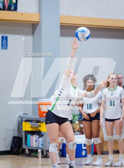 Thumbnail 1 in Etiwanda @ Chino Hills photogallery.