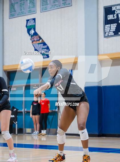 Thumbnail 3 in Etiwanda @ Chino Hills photogallery.