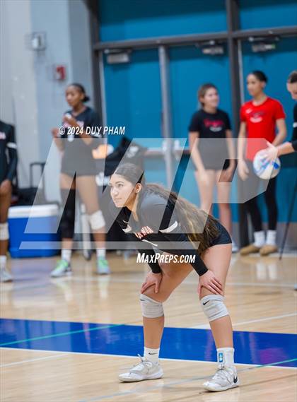 Thumbnail 1 in Etiwanda @ Chino Hills photogallery.