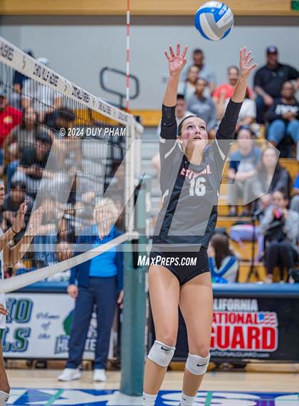 Thumbnail 1 in Etiwanda @ Chino Hills photogallery.