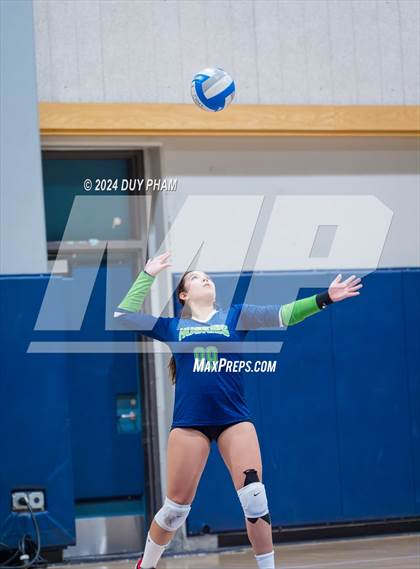 Thumbnail 3 in Etiwanda @ Chino Hills photogallery.