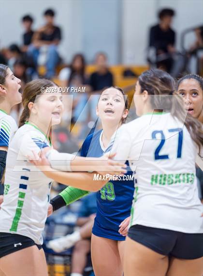 Thumbnail 3 in Etiwanda @ Chino Hills photogallery.