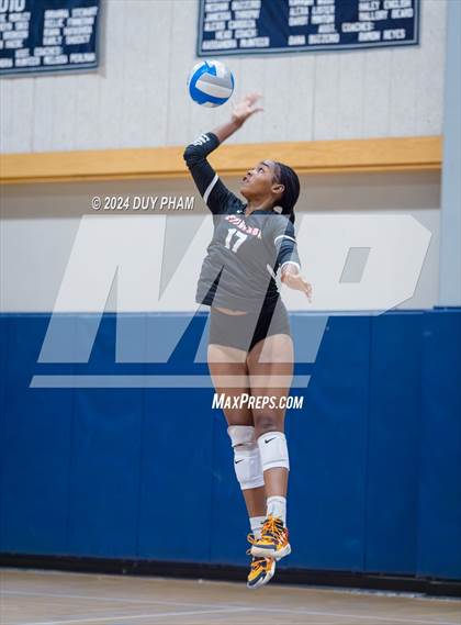 Thumbnail 1 in Etiwanda @ Chino Hills photogallery.