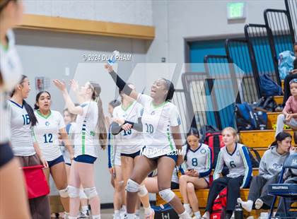 Thumbnail 1 in Etiwanda @ Chino Hills photogallery.