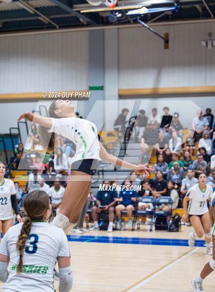 Thumbnail 1 in Etiwanda @ Chino Hills photogallery.