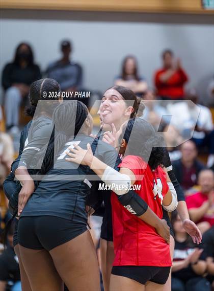 Thumbnail 1 in Etiwanda @ Chino Hills photogallery.