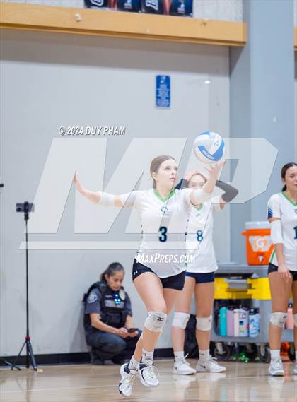 Thumbnail 1 in Etiwanda @ Chino Hills photogallery.