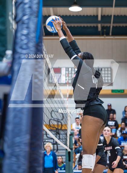 Thumbnail 1 in Etiwanda @ Chino Hills photogallery.