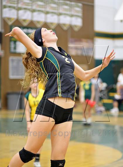 Thumbnail 3 in Mira Loma @ Rio Americano photogallery.