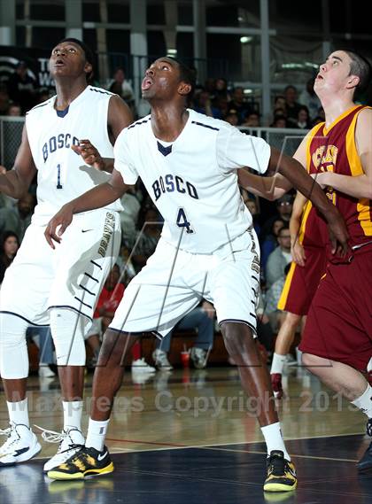 Thumbnail 2 in Ocean View vs. St. John Bosco (CIF SS 3A  Semifinals) photogallery.