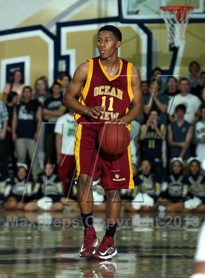 Thumbnail 3 in Ocean View vs. St. John Bosco (CIF SS 3A  Semifinals) photogallery.