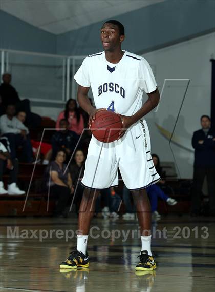 Thumbnail 1 in Ocean View vs. St. John Bosco (CIF SS 3A  Semifinals) photogallery.