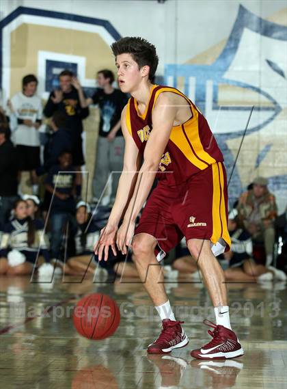 Thumbnail 3 in Ocean View vs. St. John Bosco (CIF SS 3A  Semifinals) photogallery.