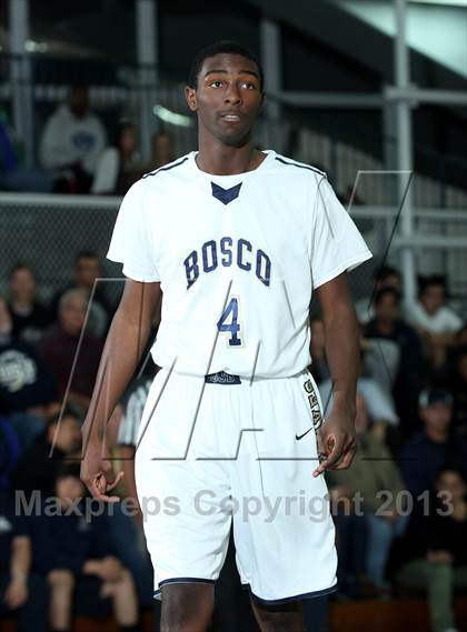Thumbnail 2 in Ocean View vs. St. John Bosco (CIF SS 3A  Semifinals) photogallery.