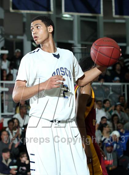 Thumbnail 1 in Ocean View vs. St. John Bosco (CIF SS 3A  Semifinals) photogallery.