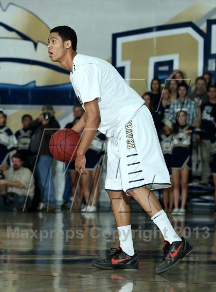 Thumbnail 2 in Ocean View vs. St. John Bosco (CIF SS 3A  Semifinals) photogallery.