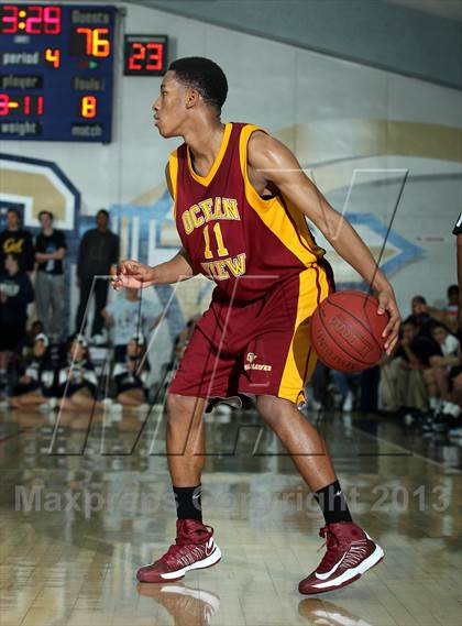 Thumbnail 1 in Ocean View vs. St. John Bosco (CIF SS 3A  Semifinals) photogallery.