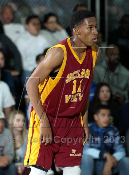 Thumbnail 3 in Ocean View vs. St. John Bosco (CIF SS 3A  Semifinals) photogallery.