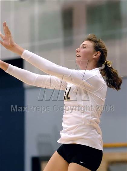 Thumbnail 2 in Archbishop Mitty vs. Redlands East Valley (CIF State D2 Final) photogallery.