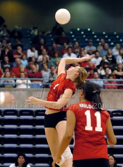 Thumbnail 3 in Archbishop Mitty vs. Redlands East Valley (CIF State D2 Final) photogallery.