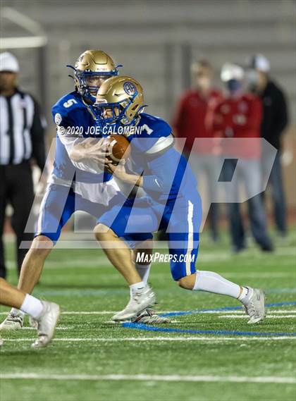 Thumbnail 1 in East View vs Alamo Heights (UIL 5A D2 Region 4 Area) photogallery.