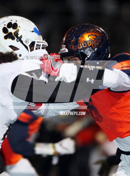 Thumbnail 3 in Calabasas vs. Roosevelt (CIF SS Division 5 Semifinal Playoff) photogallery.