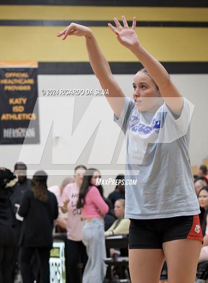 Thumbnail 1 in Katy @ Jordan photogallery.