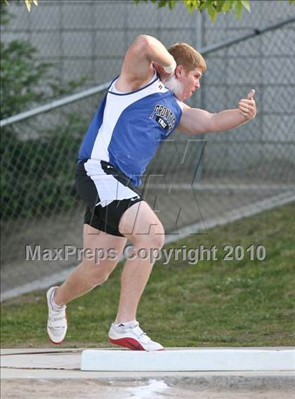 Thumbnail 3 in SWYL & SEYL Area Track Meet - Shot Put photogallery.