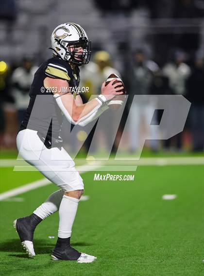Thumbnail 3 in Peaster vs Clyde (UIL 3A Bi-District Playoff) photogallery.