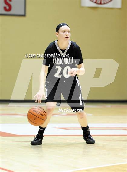 Thumbnail 1 in Marion vs. Carbondale (IHSA 3A Regional Quarterfinal) photogallery.