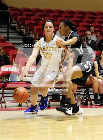 Thumbnail 2 in Marion vs. Carbondale (IHSA 3A Regional Quarterfinal) photogallery.