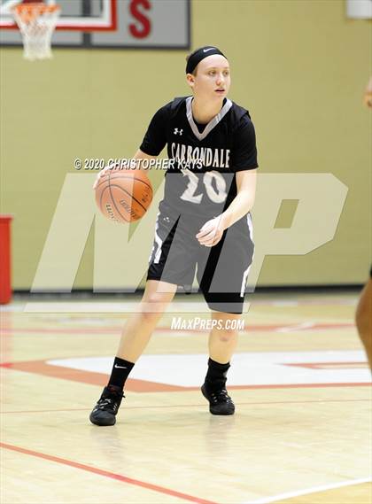 Thumbnail 3 in Marion vs. Carbondale (IHSA 3A Regional Quarterfinal) photogallery.