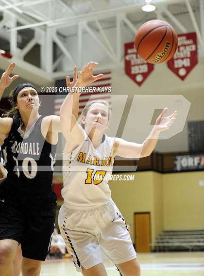 Thumbnail 2 in Marion vs. Carbondale (IHSA 3A Regional Quarterfinal) photogallery.