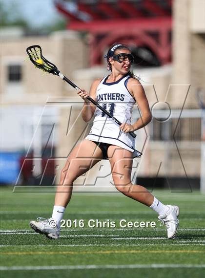 Thumbnail 2 in Fairport vs. Pittsford (Section 5 Class A Final) photogallery.