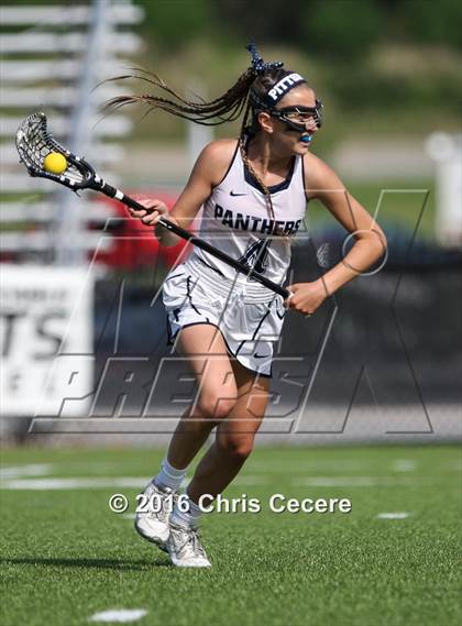 Thumbnail 2 in Fairport vs. Pittsford (Section 5 Class A Final) photogallery.