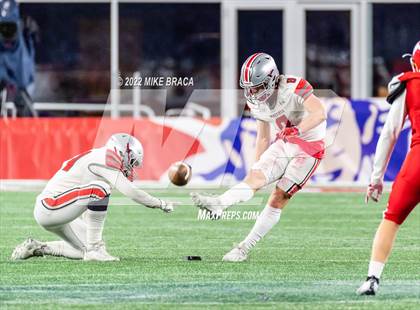 Thumbnail 1 in Wakefield Memorial vs Milton (MIAA Division 3 State Final) photogallery.