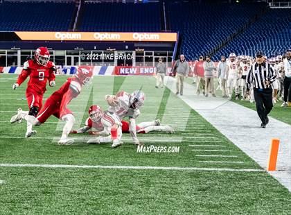Thumbnail 3 in Wakefield Memorial vs Milton (MIAA Division 3 State Final) photogallery.